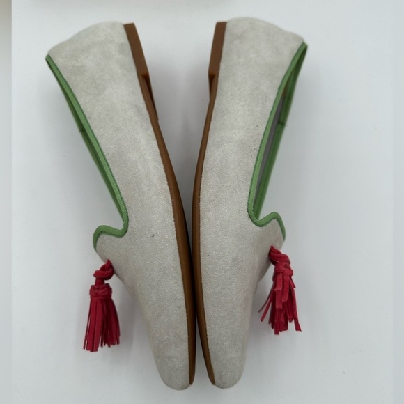 HUSH PUPPIES Bounce Grey Suede Sadie Tassel Slip On Flats w/Green | Size 8 1/2 - Picture 3 of 10